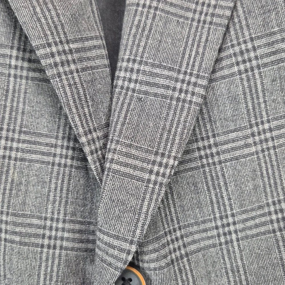 Banana Republic Heritage Blazer Mens 44R Gray Windowpane Plaid Italian Wool